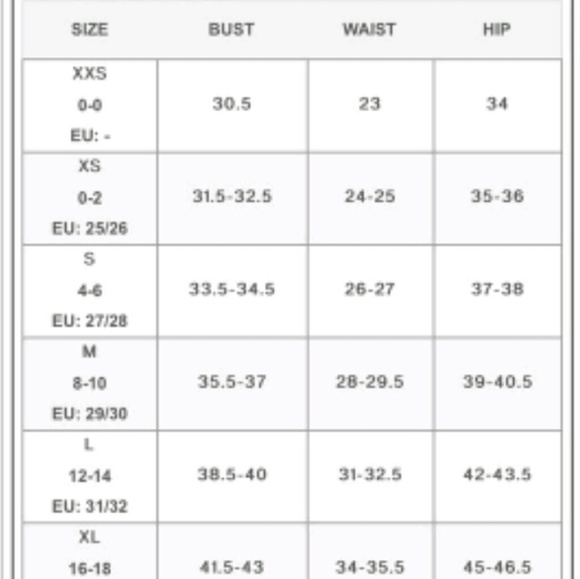 Lace up ruffle skirt - Picture 3 of 5